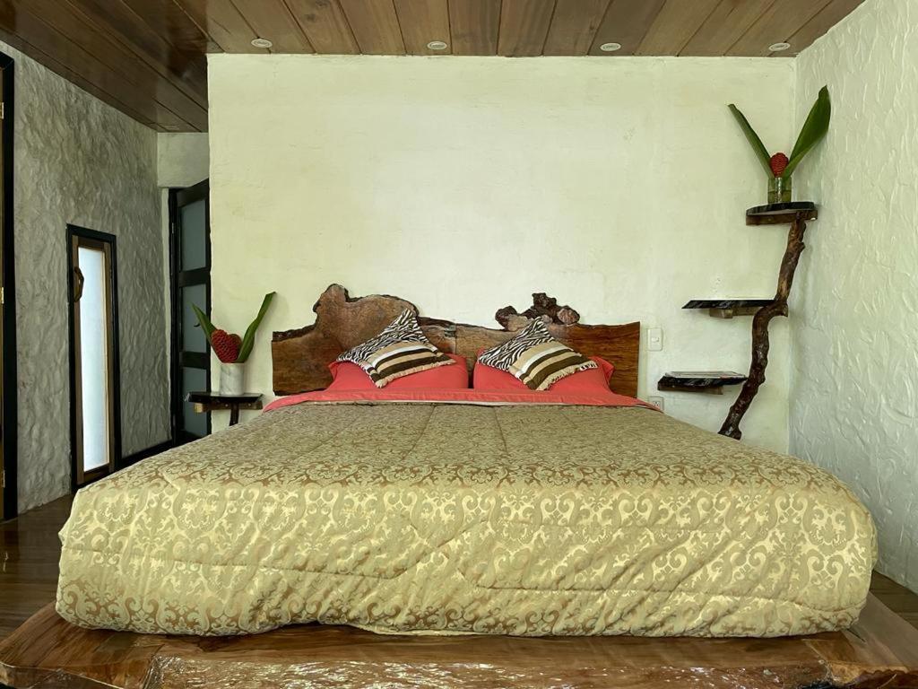 Cantalarana Lodge ميندو المظهر الخارجي الصورة