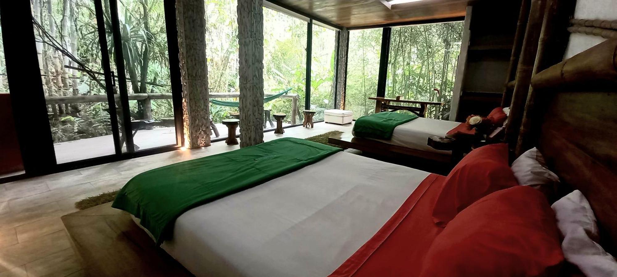 Cantalarana Lodge ميندو الغرفة الصورة